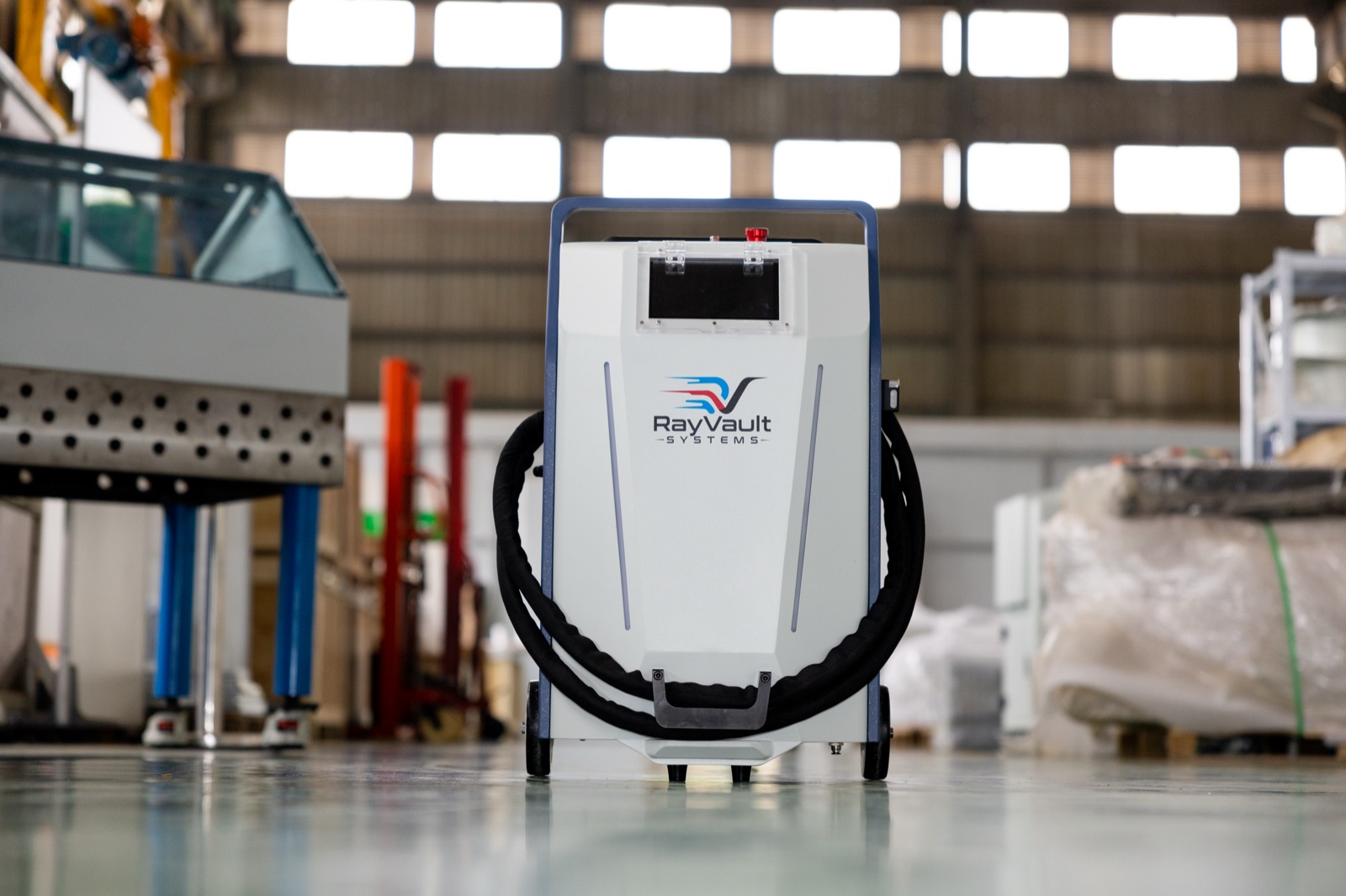 RayVault 300W Suitcase Laser